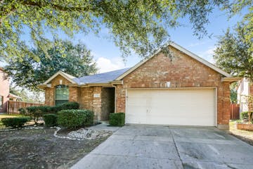 2100 Hayes St McKinney, TX 75071